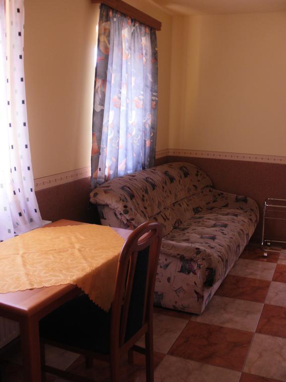 זלקרוס Bodzavirag Apartman מראה חיצוני תמונה