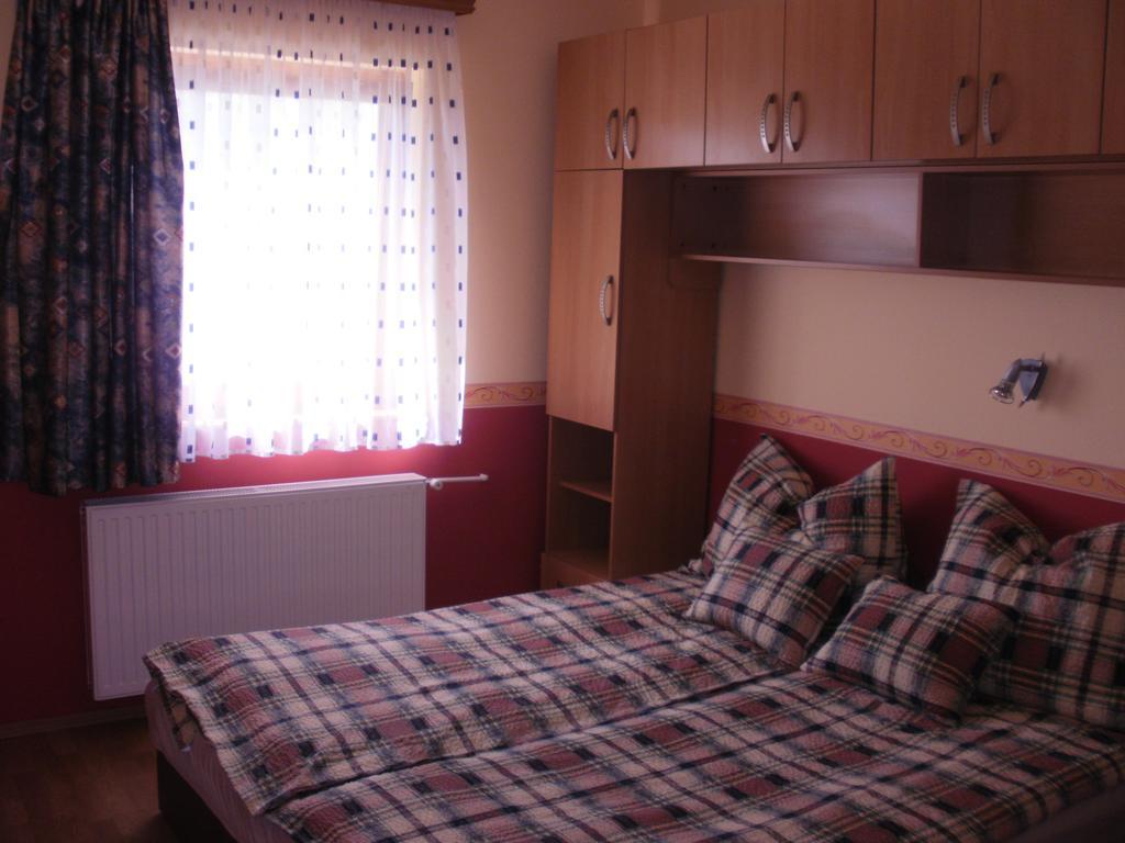 זלקרוס Bodzavirag Apartman מראה חיצוני תמונה