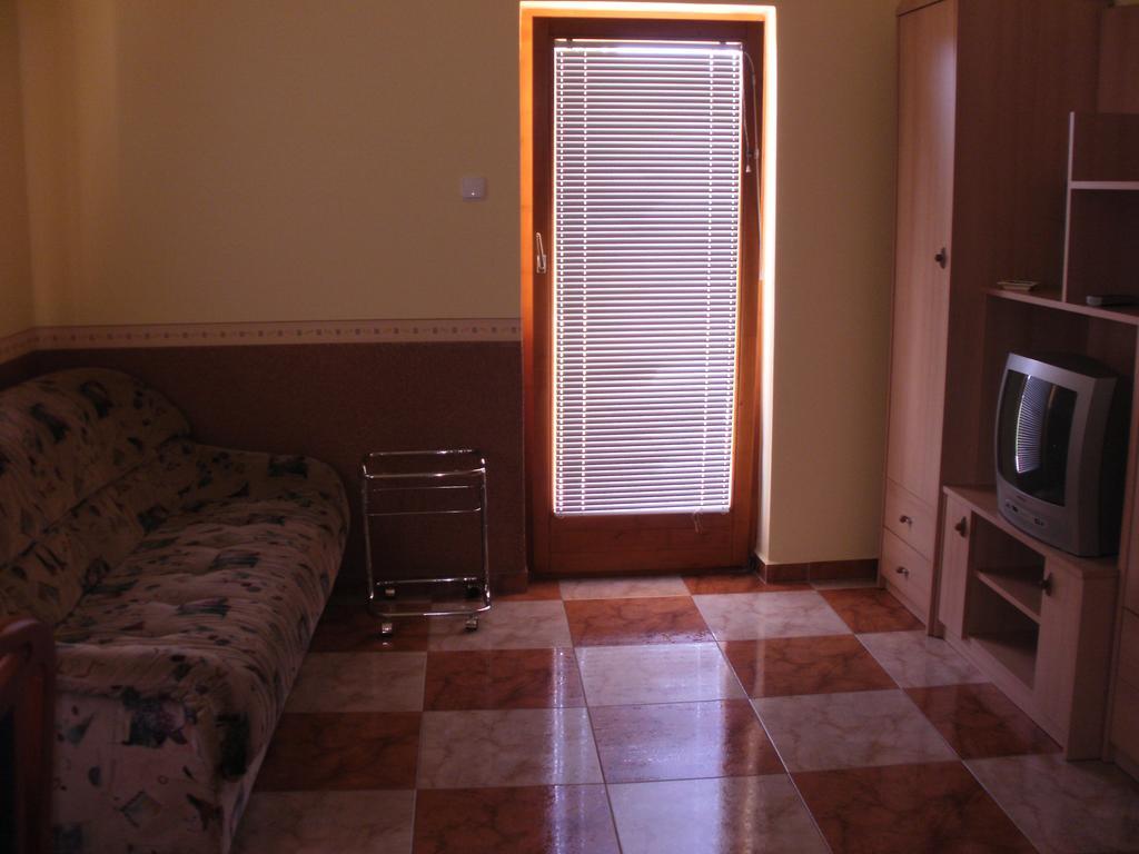 זלקרוס Bodzavirag Apartman מראה חיצוני תמונה