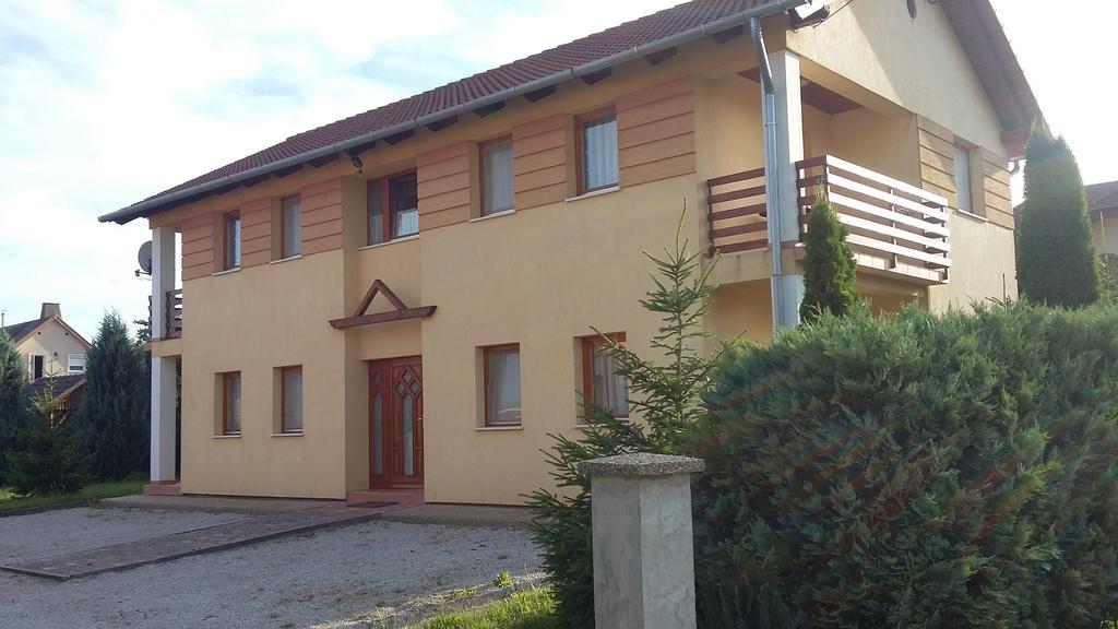 זלקרוס Bodzavirag Apartman מראה חיצוני תמונה